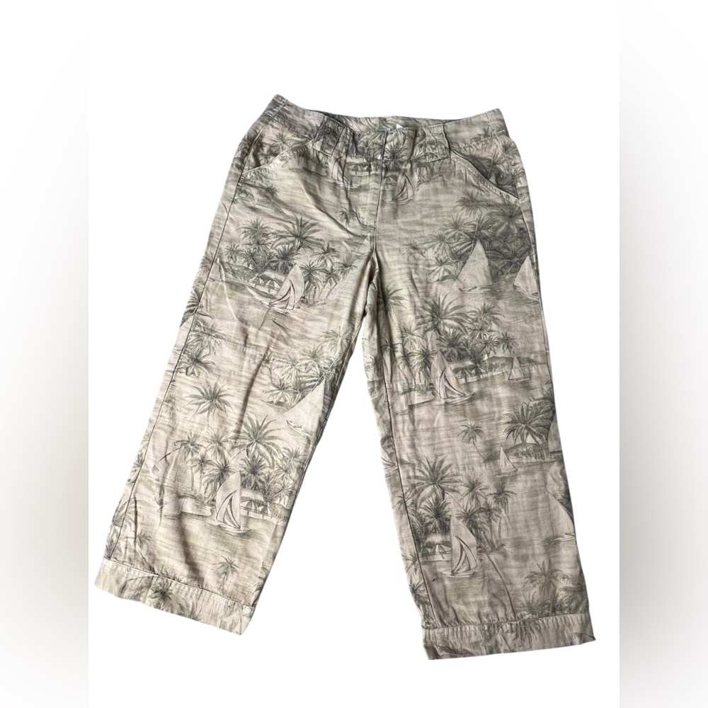 Liz Claiborne ' Beige and Gray Tropical Print Casual Pants Size 10